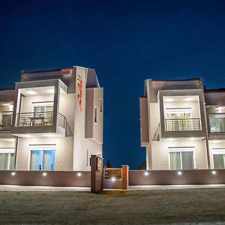 Aelia Luxury Apartments Nikiti  Luaran gambar