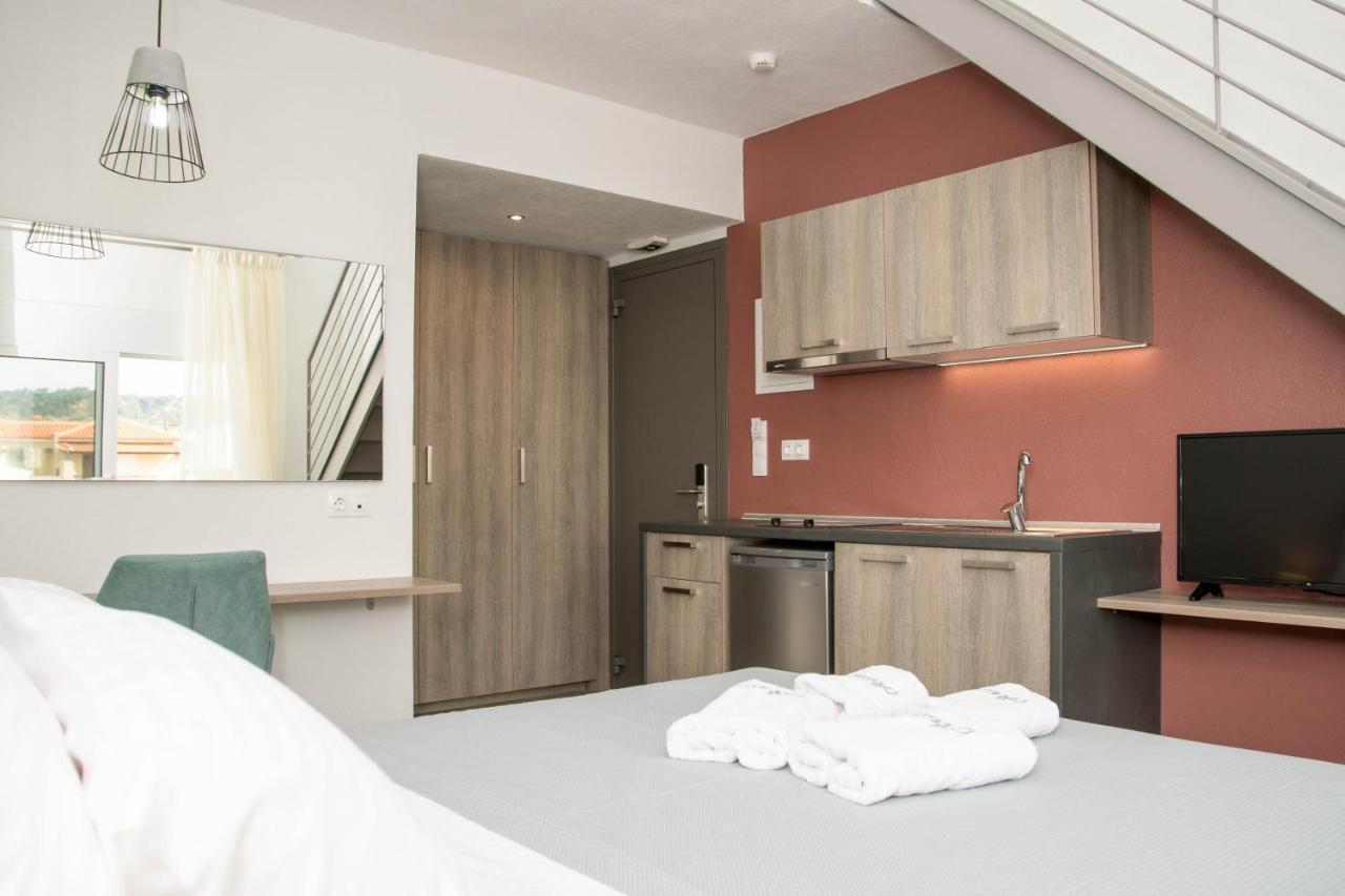 Aelia Luxury Apartments Nikiti  Luaran gambar
