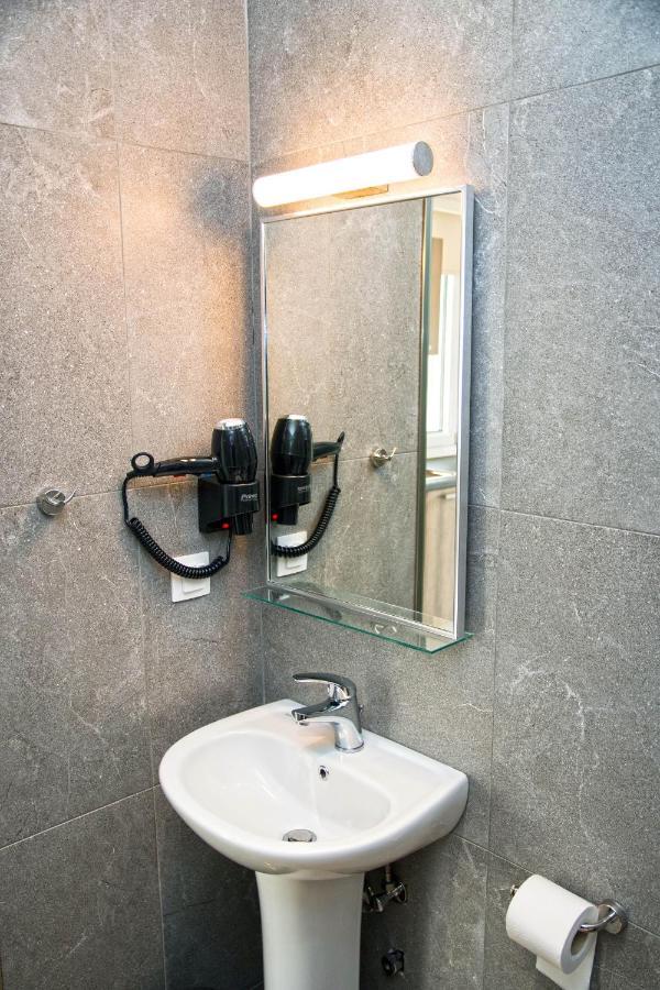 Aelia Luxury Apartments Nikiti  Luaran gambar